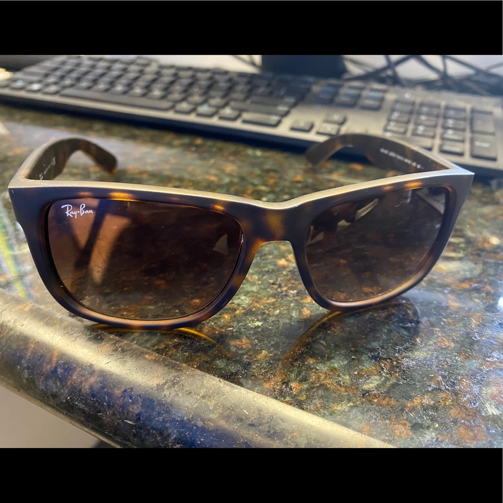 Ray Ban Tortoise sunglasses